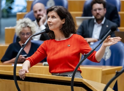 Ouwehand steps down as leader of Party for the Animals, Teunissen takes over