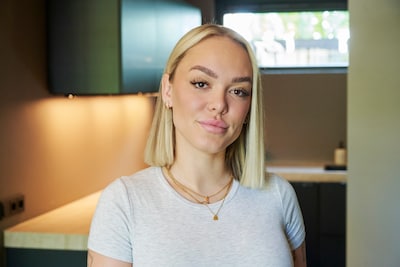 Romée (28) verdiende fortuin met OnlyFans en kocht op haar 25ste een huis: ‘Mijn ouders stonden niet