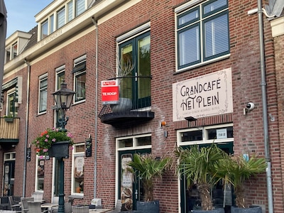 Wasje doen en terrasje pakken: deze appartementen in de Dorpsstraat staan te koop