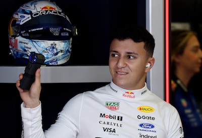 Isack Hadjar trots op comeback, Kimi Antonelli steekt hand in eigen boezem na ‘onnodige fout’