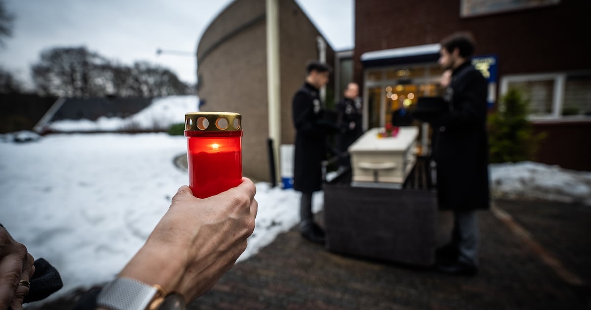 Man (84) had niemand om naar zijn begrafenis te komen, door een gedicht kreeg hij toch waardig afsch
