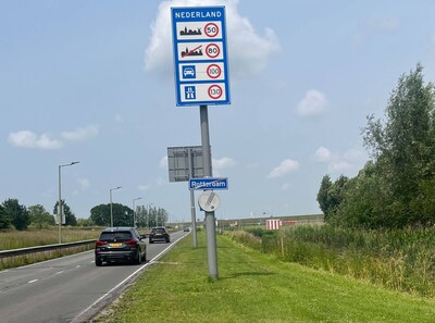 Verwarring door snelheidsbord bij Rotterdam Airport: ‘Dit moet zo snel mogelijk weg’