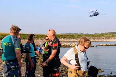 Man (24) overleden in de Waal bij Tiel