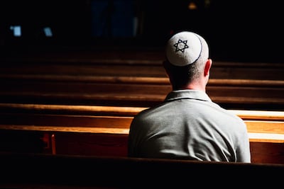 Joost uit Almelo reageert op columnist Kitty: ‘Een goede Jood neemt inderdaad afstand van deze moord