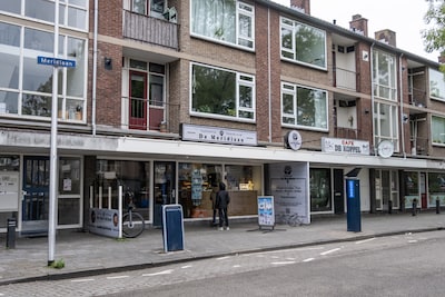 Vanaf morgen samenscholingsverbod bij winkels Meridiaan: nieuwe poging om overlast tegen te gaan