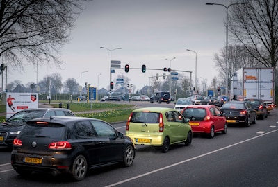 Drukste weg van Bemmel blijft een probleem: iedereen vindt dat er iets moet veranderen, maar er gebe