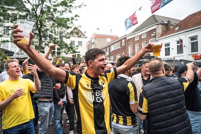 Wéér een dag van de waarheid voor Vitesse en toch is het rustig rond de club: dit is waarom