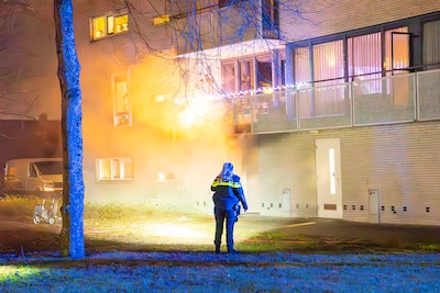 Flat ontruimd na brand in Oss, vlammen onder controle