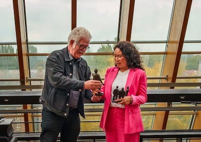 Dewi van Eyk nieuwe stadsdichter van Nissewaard