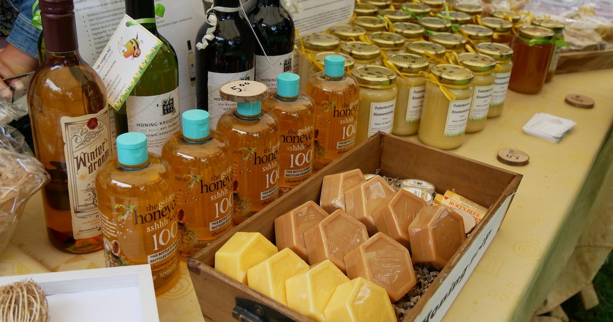 Streekwarenmarkt bij De Duinhuisjes in Rockanje