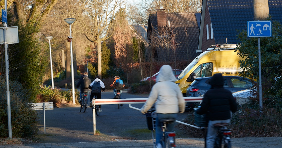 Groen licht voor veelbesproken hek tegen fietsende scholieren in Lochemse woonwijk