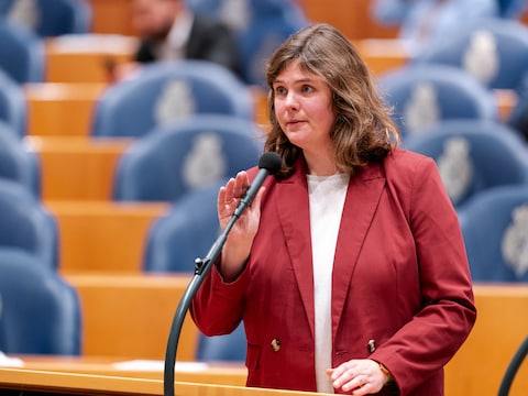 Marieke Koekkoek (Volt) in de Tweede Kamer der Staten-Generaal. 