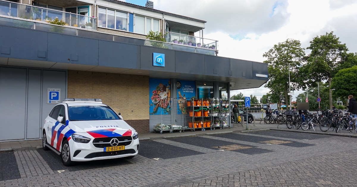 Albert Heijn aan Anna van Renesseplein in Uitgeest doelwit mogelijke overval, verdachte aangehouden
