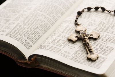 Tentoonstelling religieuze cultuur in Petruskerk Eindhoven