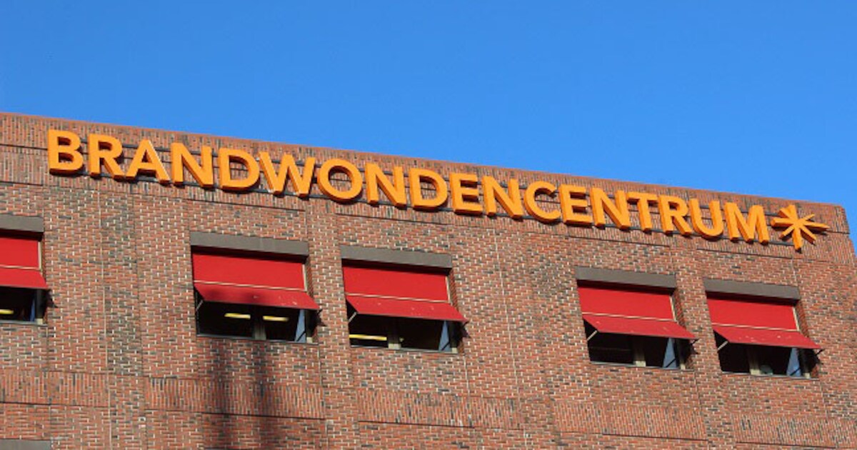 Brandwondencentrum Waarschuwt Kindjes Verbranden Hun Voeten Aan Hete 