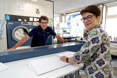 Na negen jaar stopt de wasserette van Astrid en Jan: ‘Het is goed zo’
