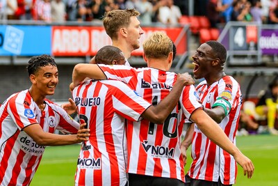 Sparta dient FC Utrecht in absolute slotfase met rake penalty eerste nederlaag van seizoen toe