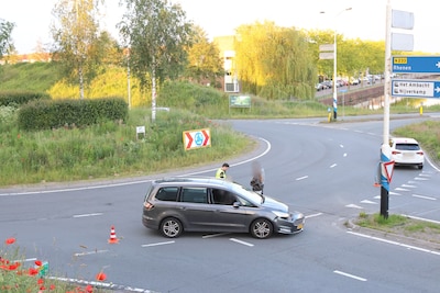 Meerdere personen gecontroleerd na botsing op de Rondweg-oost in Veenendaal