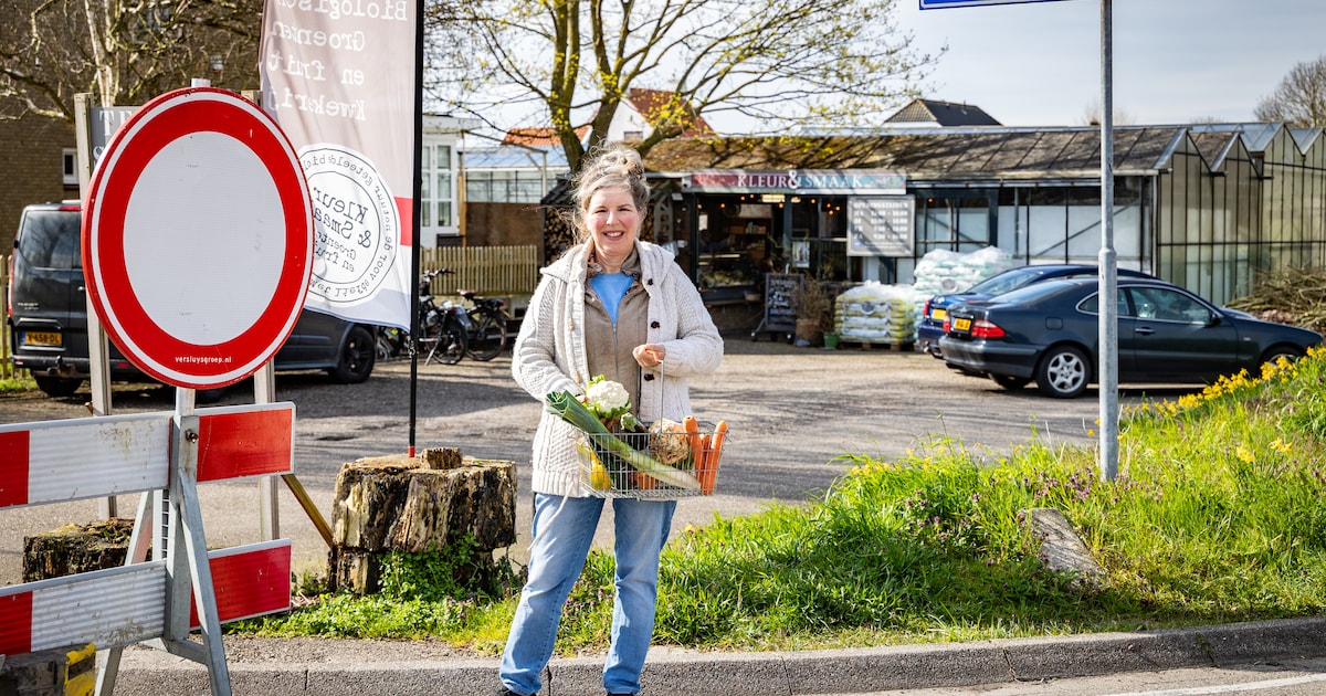 Biokwekerij loopt klanten mis door wegafsluiting: ‘Hoop dat ze ons weer weten te vinden’