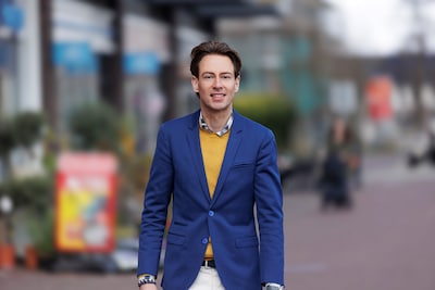 Dylan Lochtenberg verruilt Veenendaal voor De Ronde Venen in zijn rol van wethouder