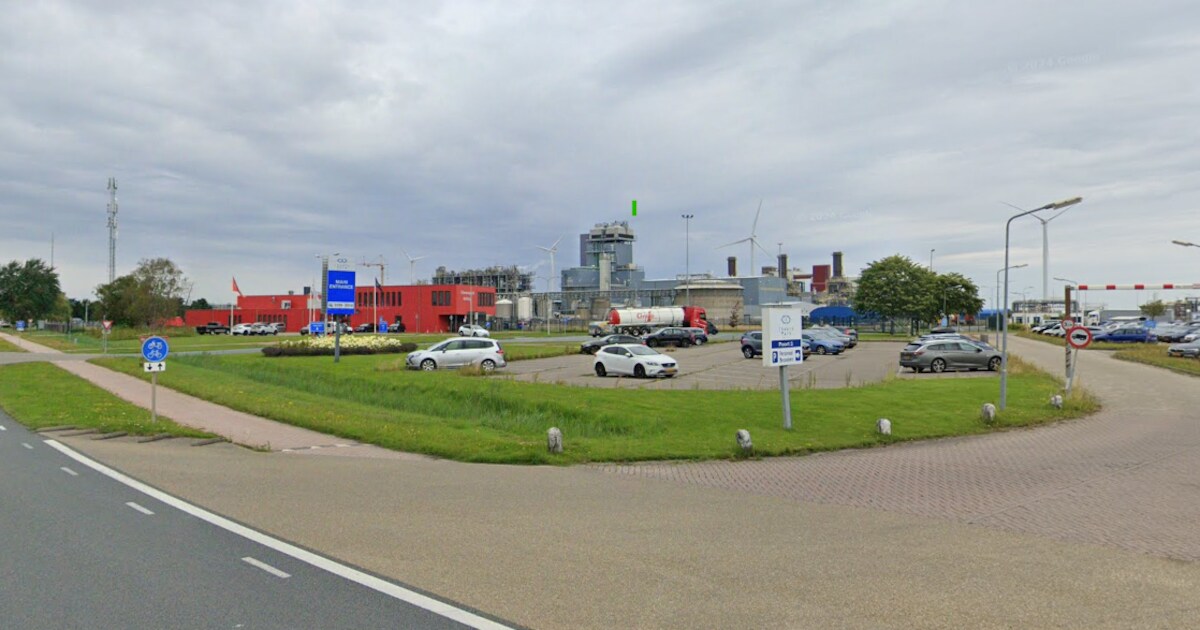 NL-Alert na waarnemen gevaarlijke stof Chemiepark Farmsum: 'sluit ramen en deuren'