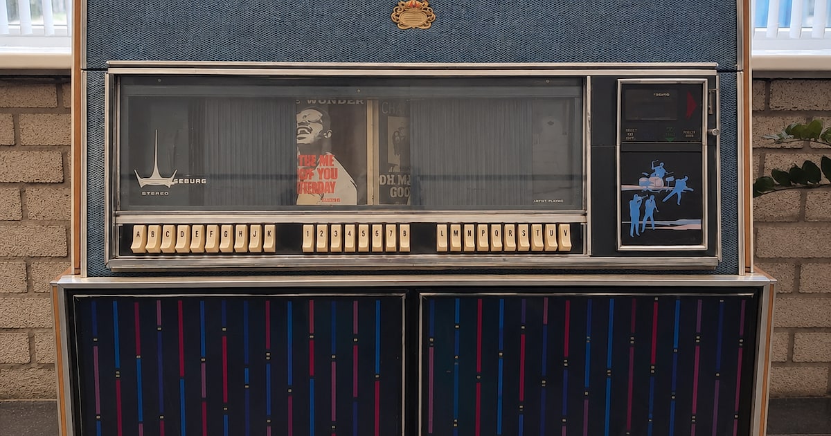 Een halfgevulde jukebox? Dat kan toch niet