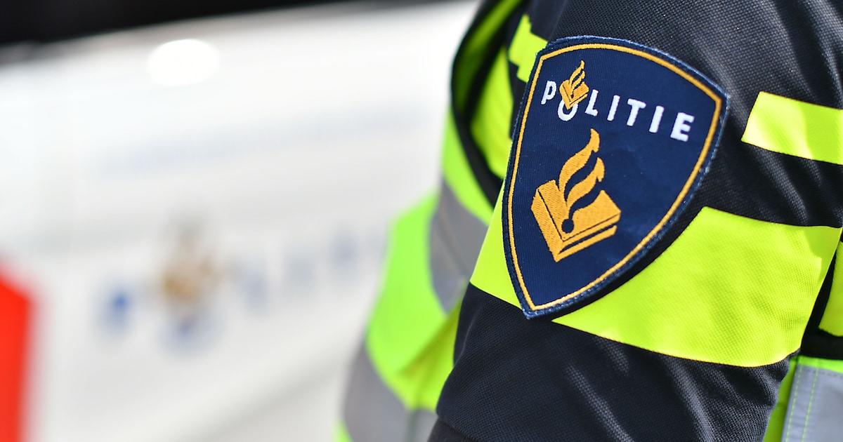 Man (30) zwaargewond na steekincident in centrum van Amsterdam, verdachte voortvluchtig