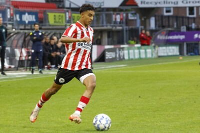 Oufkir duidelijk over ambities Oranje onder 19: ‘De beker omhoog tillen, dat is het doel’