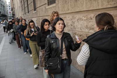 Here it is unthinkable, in Spain they open the gate for illegal immigrants: 'They really need them'