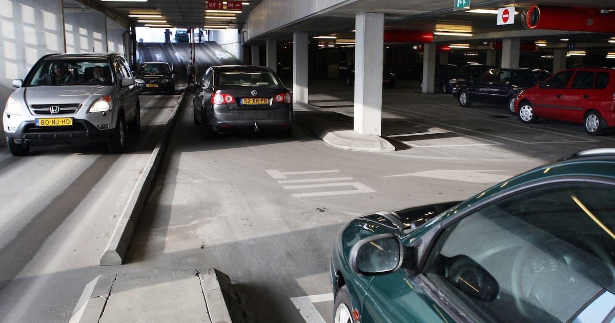 Gemeente vraagt ontslag aan voor ambtenaren vanwege grootschalige parkeerfraude