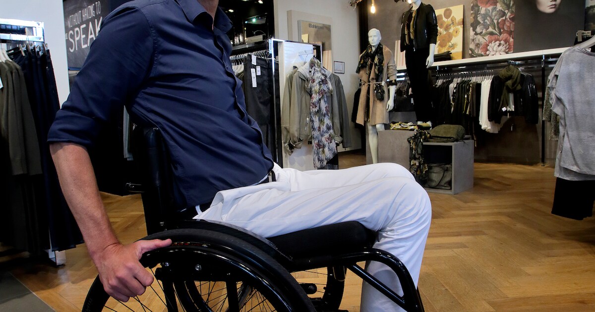 Eigenaar Bahlmann Mode raakte verlamd: ‘Gewoon pech’ | Regio | AD.nl