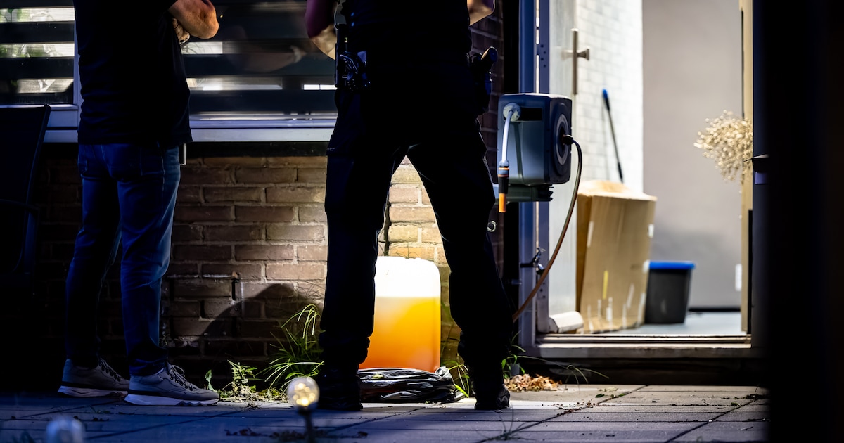 Politie vindt materialen voor synthetische drugs in woning Sneek, 25-jarige man aangehouden