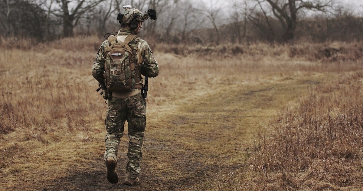 Training voor Defensie brengt soldaten te voet door Vaals