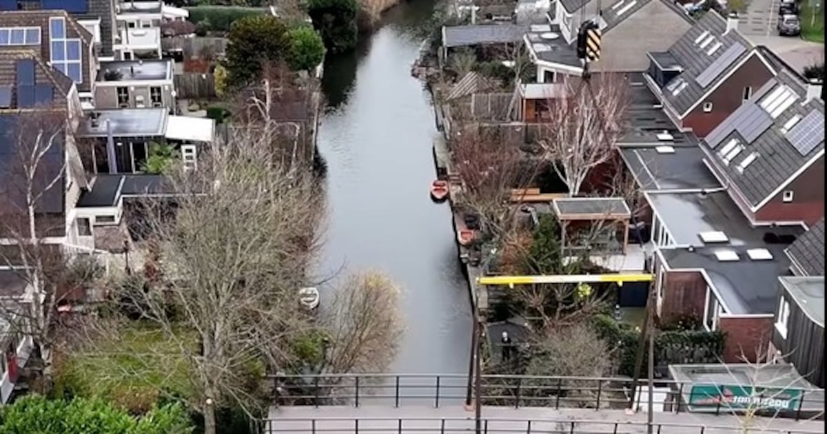 Bruggenvernieuwing Ypestein begonnen: eerste composietbrug geplaatst