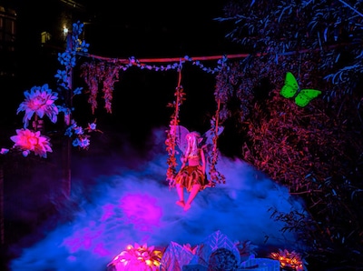 Elfjes, kabouters en lichtshows: binnenkort kun je naar Light at the Farm