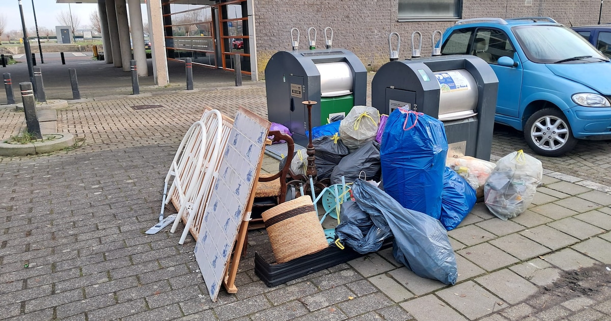 Massale afvaldumping in IJsselstein door niet-geleegde kliko’s: ‘Het is onbeschoft’
