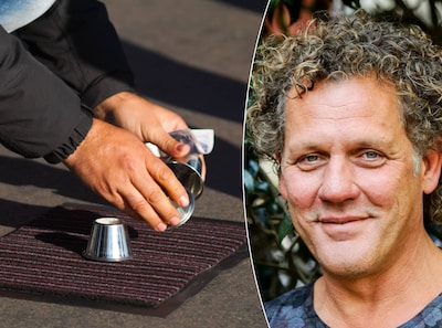 Don't fall for age-old tricks like the shell game or a 'special' prize, advises Kees van der Spek