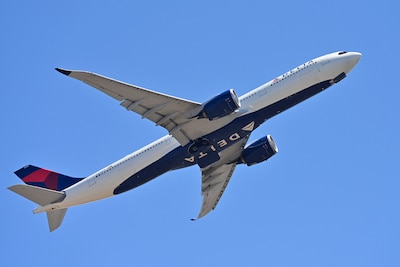 25 passagiers gewond aan boord van vliegtuig richting Amsterdam door hevige turbulentie