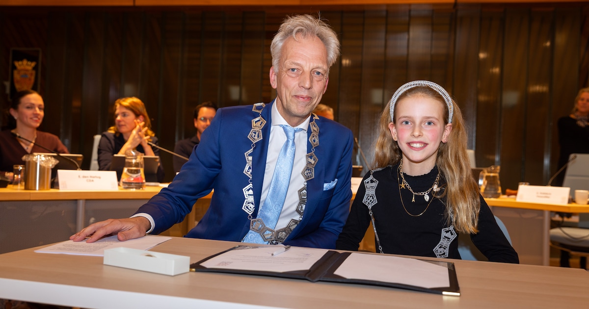 Puck van Geffen geïnstalleerd als kinderburgemeester Vijfheerenlanden