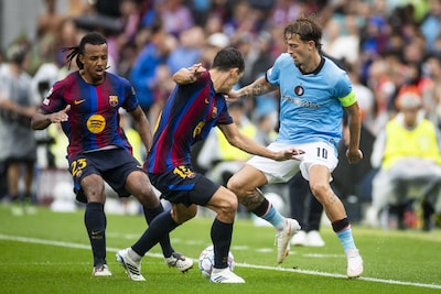 LIVE Champions League | Raphinha maakt tweede voor Barcelona, goal Ferri afgekeurd vanwege buitenspel Zechiël met teen
