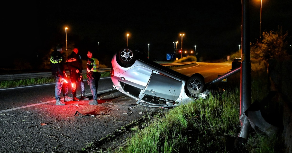Twee ongelukken vlak bij elkaar op A65 en N65: bestuurders met drank op achter het stuur