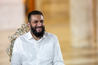 Olieprijzen dalen door gevechtspauze tussen VS en Iran, Syrië werkt aan akkoord met Israël