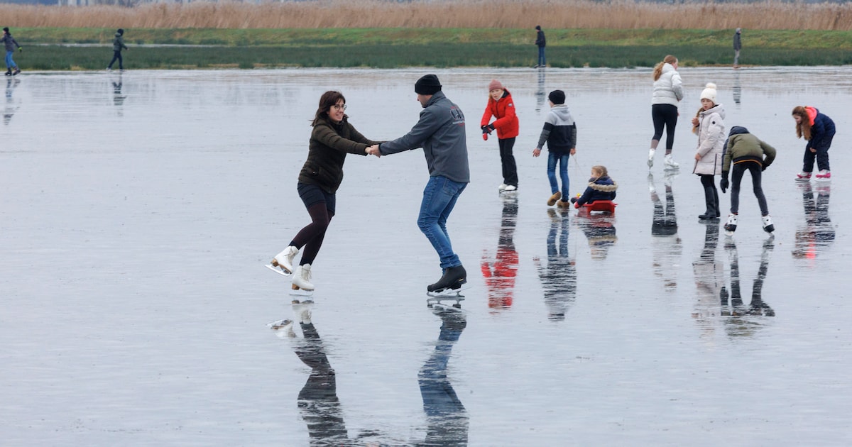 Het kon héél even, schaatsen op het ijs in de Binnenveldse Hooilanden