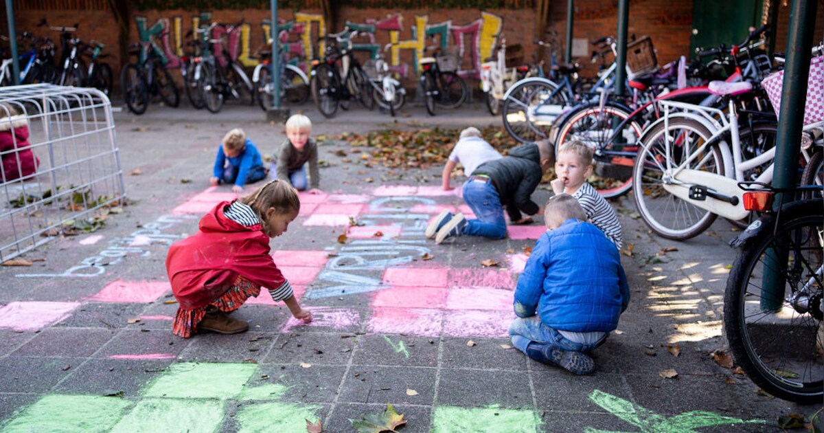 Groenste school van Overijssel moet deur in Stegeren sluiten: ‘Vijf generaties hebben hier les gehad