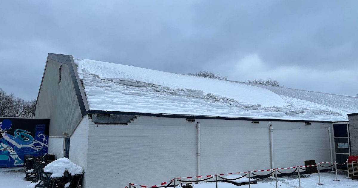 Schade aan tennishal Eemslag in Bunschoten valt mee, mogelijk dinsdag alweer open