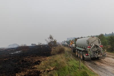 Zeldzame ‘hittewolk’ voor het eerst gezien in België boven enorme natuurbrand in Hoge Venen