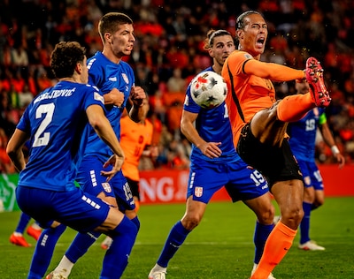 Wéér tegengoal voor Oranje: Servië maakt via spits Cvetkovic snel gelijk