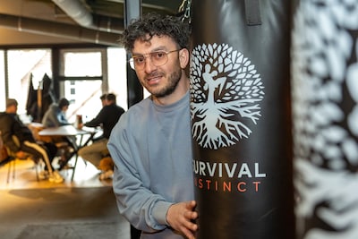 Halfjaar nadat ‘levenswerk’ afbrandde, heeft Umit uit Apeldoorn een nieuwe plek voor zijn bedrijf