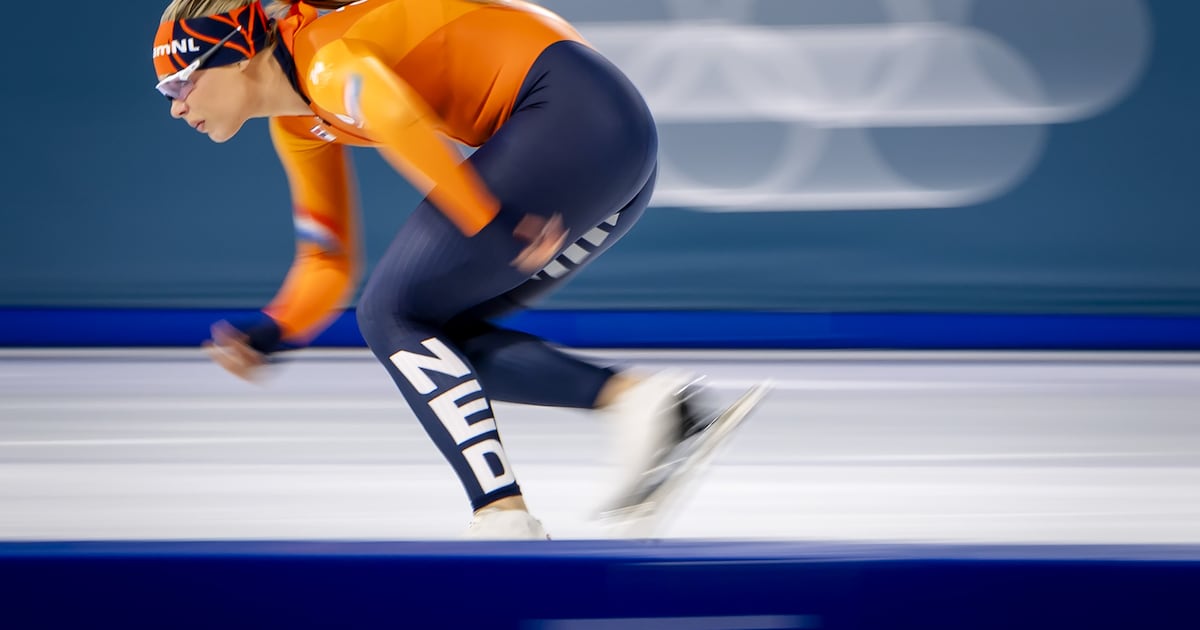 Opbrengst veiling pak en haarband Jutta Leerdam geschat op ruim 15.000 euro