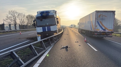 Nog steeds monsterfile op A50: enorme hinder op snelweg door ongeluk met vrachtwagen